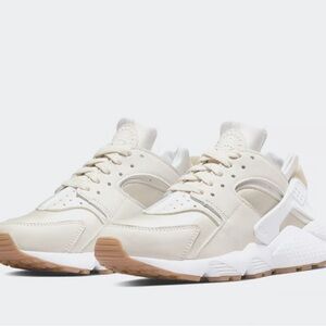 🤍Nike Air Huarache Women's Shoes Size 7 Light Bone